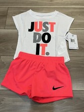 NIKE AUTHENTIC GIRLS ORIGINAL BRAND NEW 2Pc Tee SHORTS SET Sz 4 NWT MSRP 40