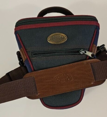 Bilora Camera Bag V-shaped in Green Red Blue Universal