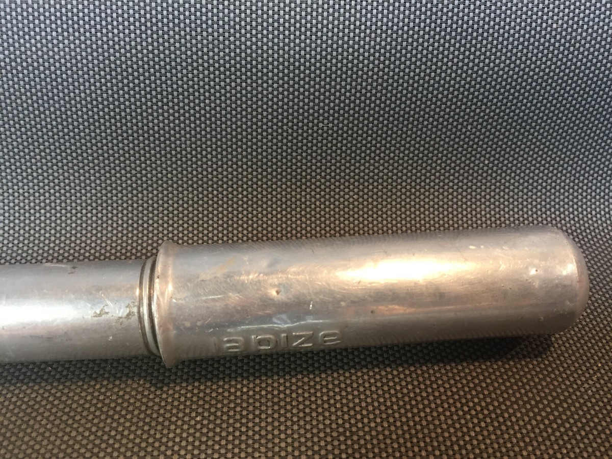 Pompe à Vélo Ancienne Lapize - Aluminium Vintage - Pour Collection Ou Déco
