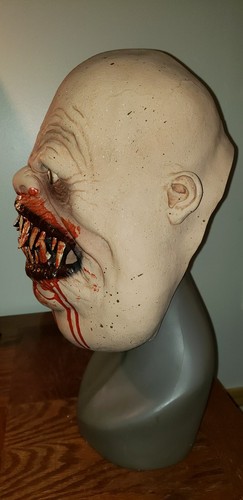 ADULT HALLOWEEN COSTUME MASK LATEX MEAT EATER ZAGONE STUDIOS CREEPY - Picture 2 of 9