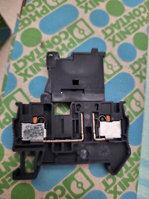 Phoenix Contact 3211907 PT 4-HESILA 250 (5X20) - Fuse modular terminal block