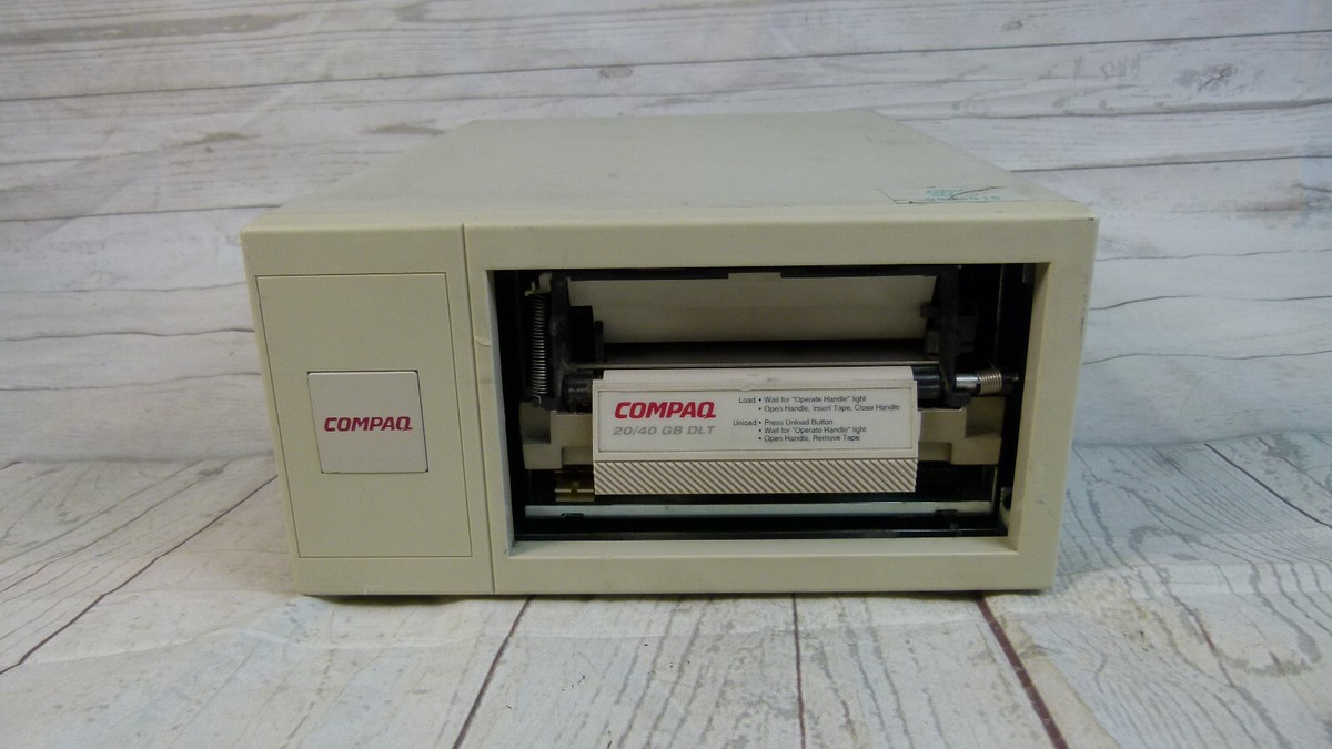 その他 COMPAQ DLT Tape Drive 20/40GB SCSI COMPAQ DLT Tape Drive 20/40GB SCSI