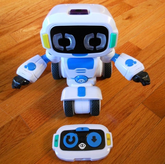 battery operated robot toy