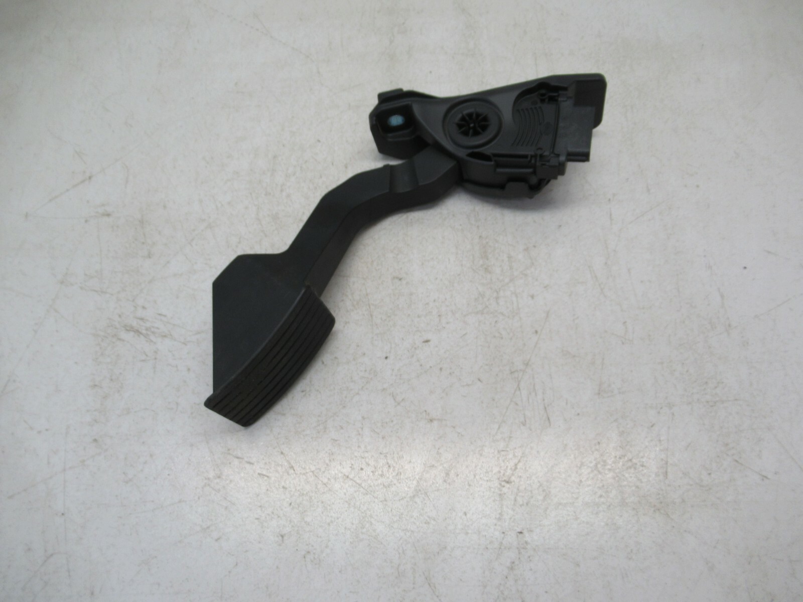 Picture 1 of 6