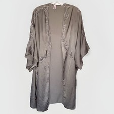 Victoria  s Secret Satin Lace Kimono Robe XS S Taupe 41  Length Open Classic