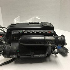 Sony Video8 Handycam CCD-TR6 Camcorder Video Camera Powers On