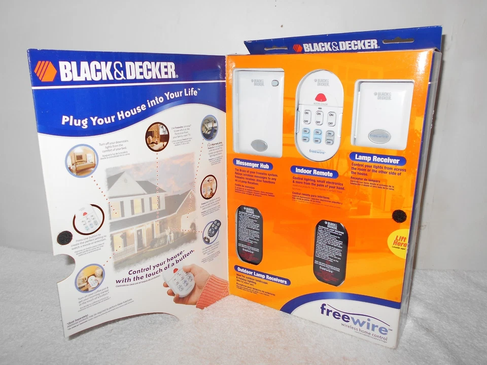 BLACK & DECKER NEW! FW3000 FIVE PIECE WIRELESS LIGHTING STARTER KIT - Image 2 of 3