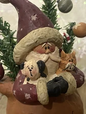 Suzi Christmas Figurine Santa with Cat, Puppy & Tree “Full of Christmas Love”