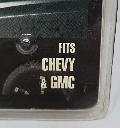 Puerta de combustible bloqueable de aluminio Bully Billet Chevy y GMC BBS-1212CK negra Foto 4 de 4