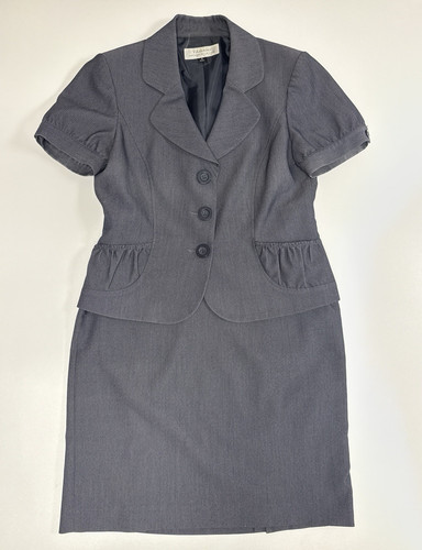 Vintage Tahari Arthur S.Levine Gray Skirt Suit Set Sz 8 Short Sleeve 3-Button
