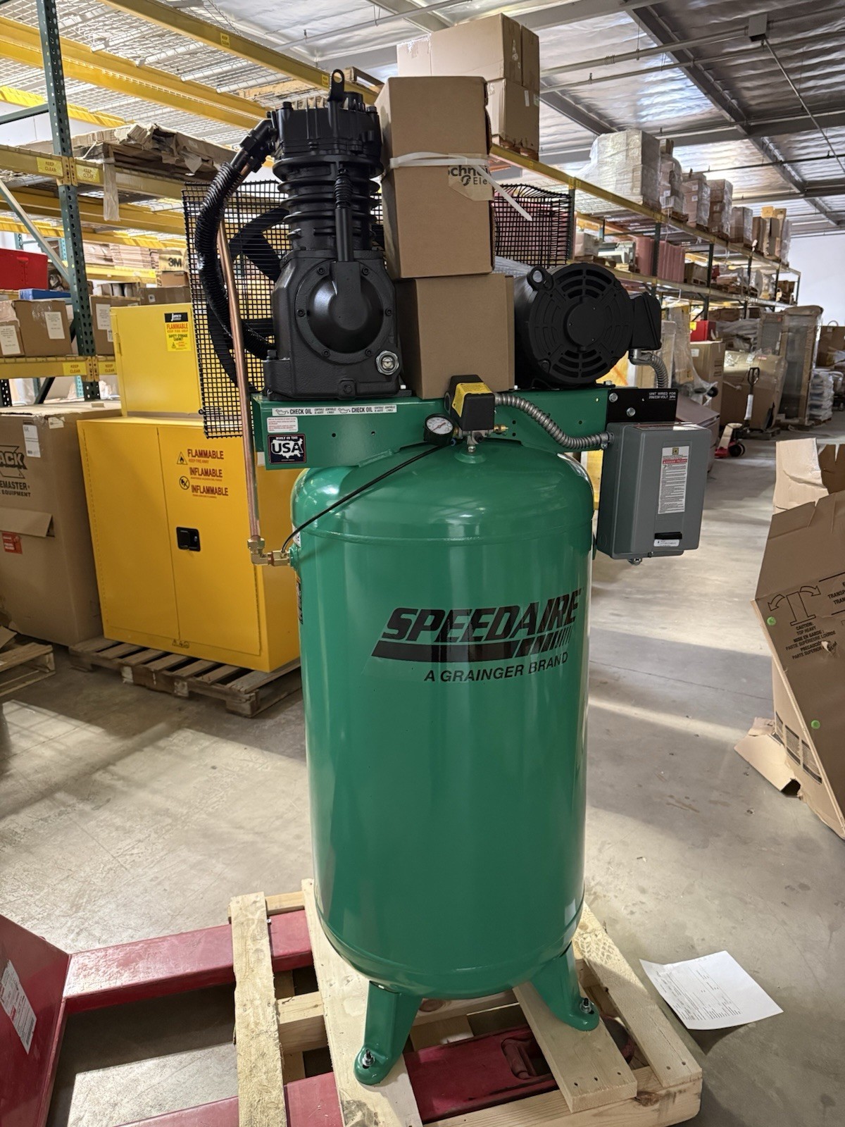 7.5hp 80gal 24.5cfm 175psi