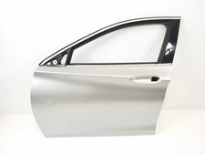 Porte avant et accessoires Infiniti Q30