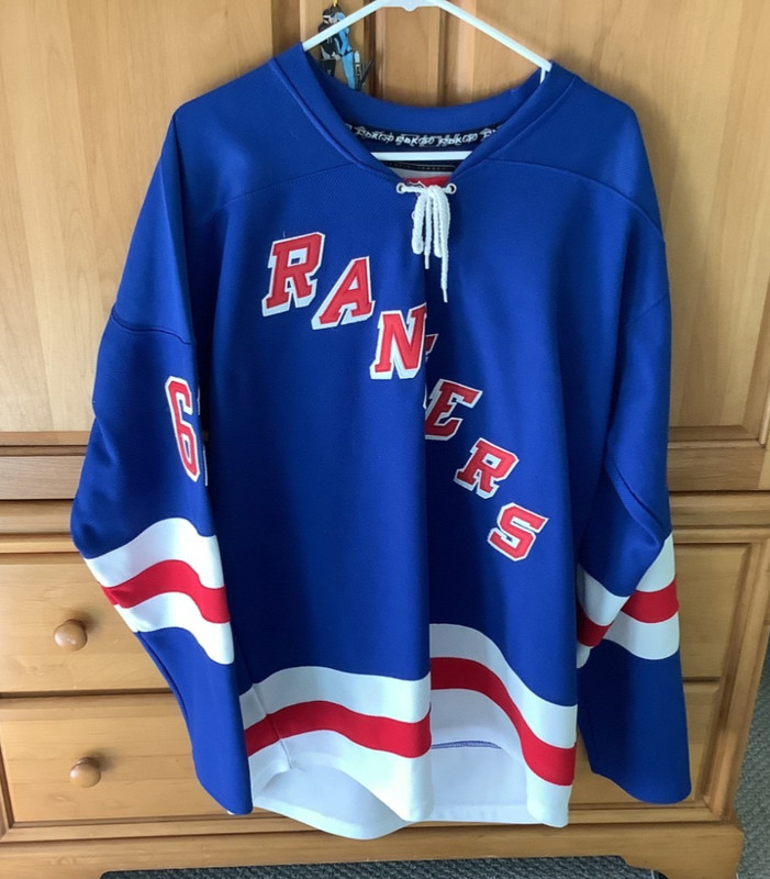 New York Rangers Carl Hagelin #62 Hockey Jersey (Size 52 Canadian)