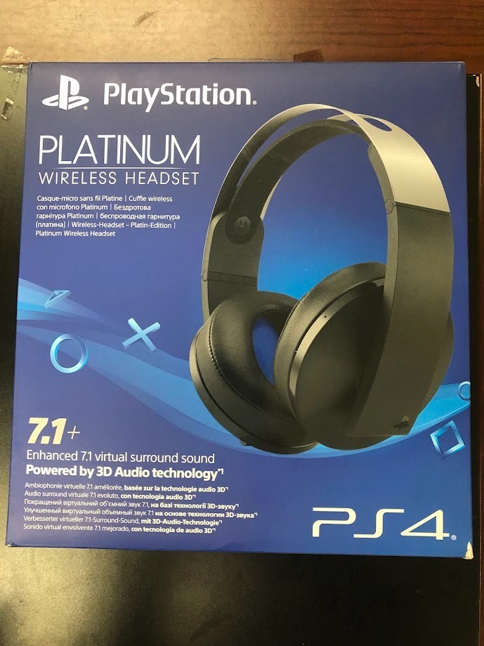 PlayStation Platinum Wireless Headset PS4- OPEN BOX