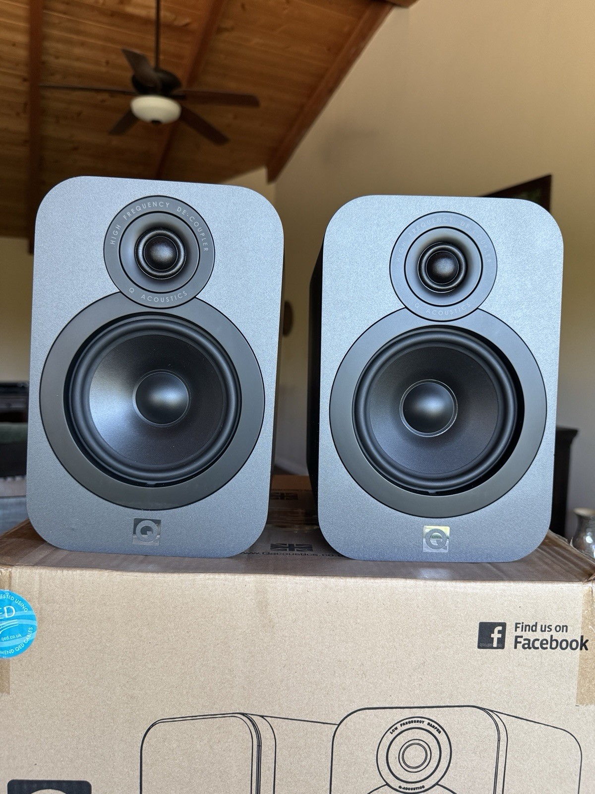 q acoustics 3020 Used Price | HifiZero