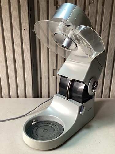 Kenwood Chef Premier Stand Mixer - KMC5XX/KM560 With Accessories - Fully Working - Picture 15 of 24