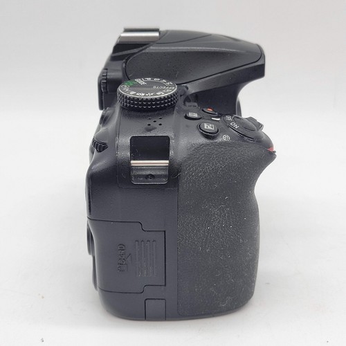 Nikon D3400 24.2MP DSLR Camera 16438 Shutter Count Read - Afbeelding 5 van 10