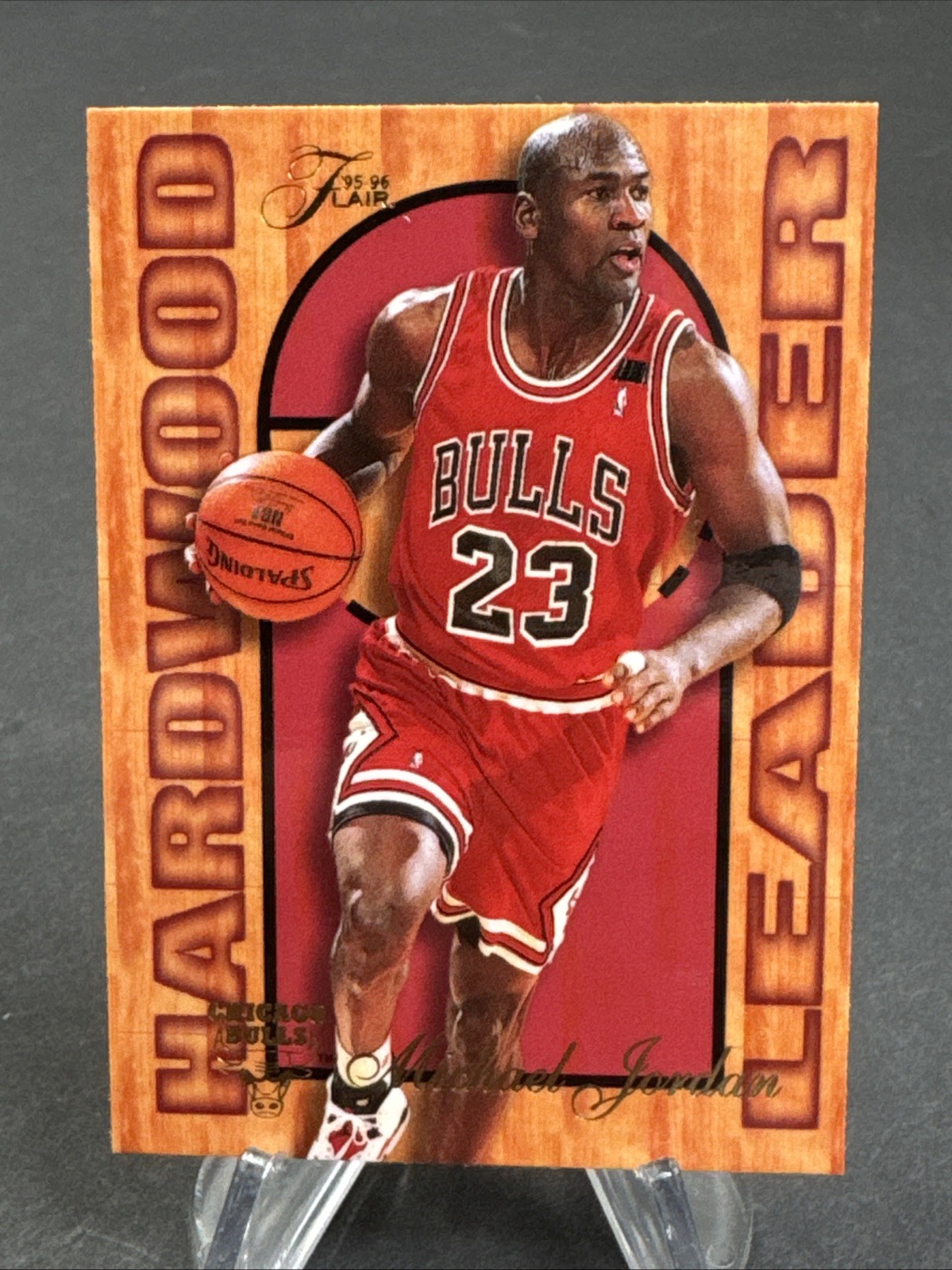 Michael Jordan 1995-96 Fleer Flair Hardwood Leader Basketball Insert Card #4
