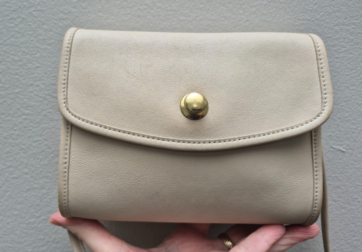Vintage COACH #9892 Bone 