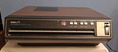 1081 RCA SelectaVision CED Video Disc Player-Model SFT 100 W