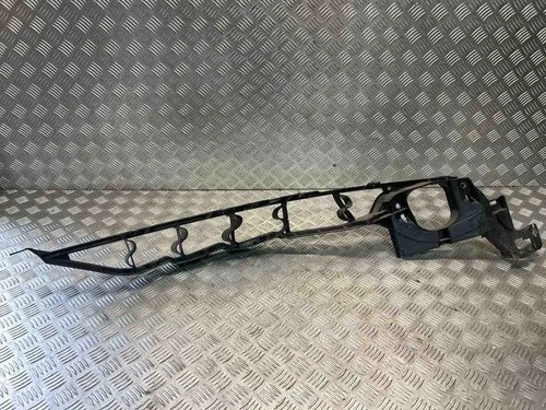 BMW X5 E70 Kotflügelhalter vorne links 7157989 4.00 Diesel 225kw 2010 32454188