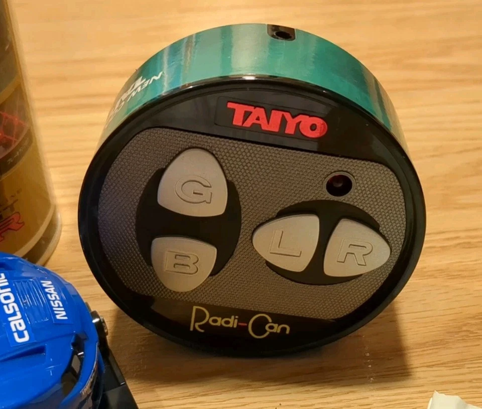 TAIYO R/C Car Radi-Can Calsonic Nissan Skyline GT-R R34 Blue 1:32 Scale - Image 4 of 4