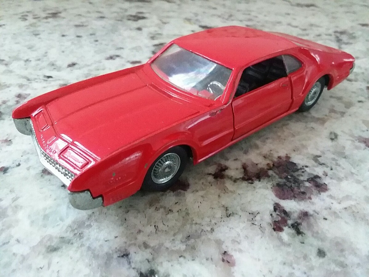 Politoys Export No. 567 OLDSMOBILE TORONADO, Red, 1/43 DieCast | eBay