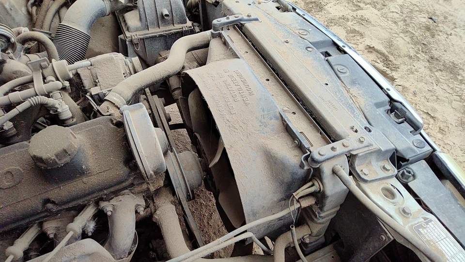 1991 年沃尔沃 740 散热器冷却风扇罩 Oem 塑料外壳 B230f — 第 4/4 张图片