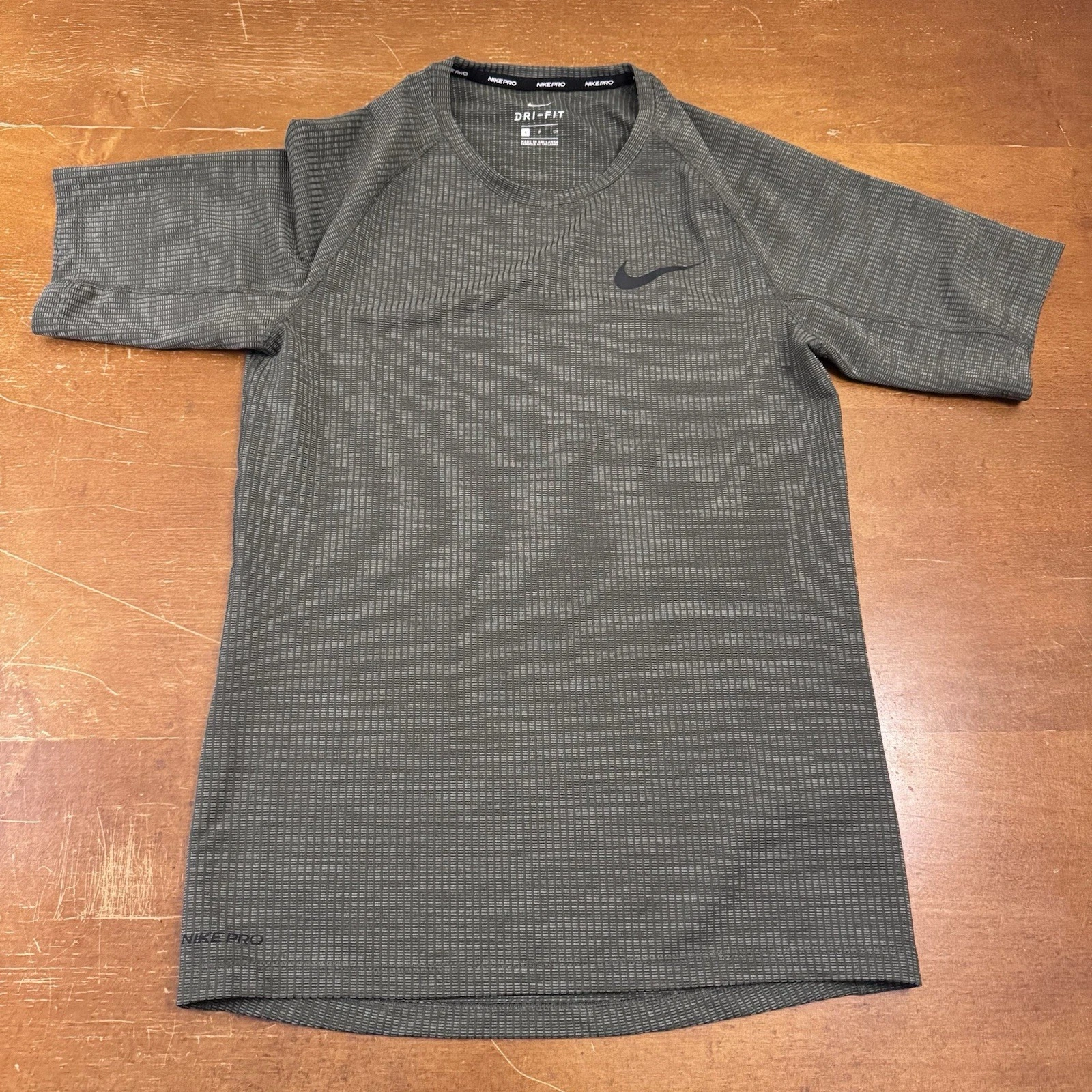 Nike Shirt Mens Small Green Fitted Dri Fit Short Sleeve Pro Active Standard