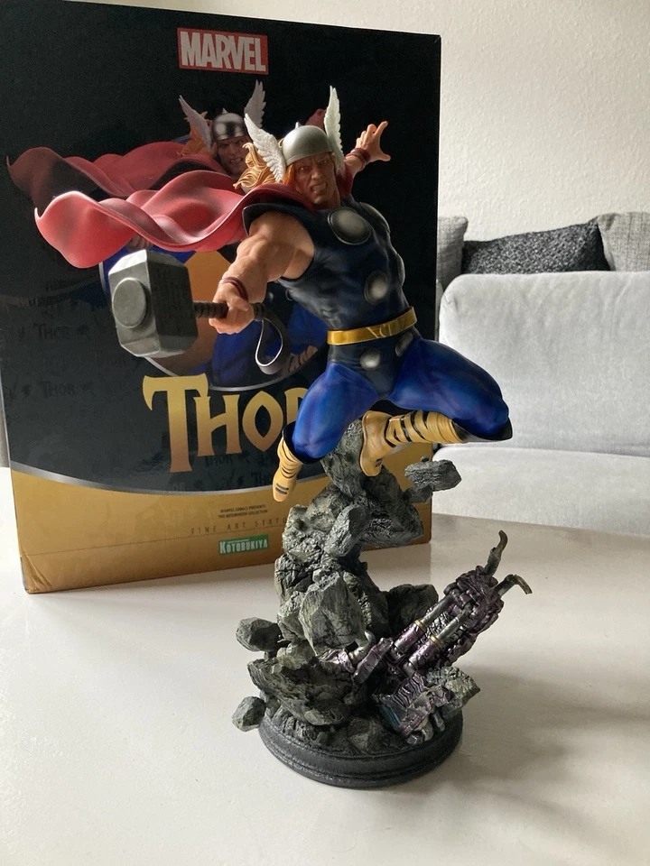 Kotobukiya Marvel “Thor” Fine Art Statue - Image 2 of 4