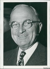 1948 Photo President Truman Boards Train For Final Campaign Swing Politics 5X7