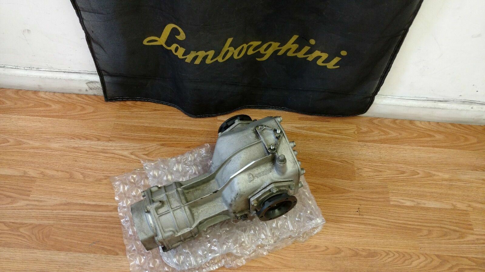 LAMBORGHINI MURCIELAGO LP640 FRONT DIFFERENTIAL AXLE CARRIER OEM 45Y7Q1470 