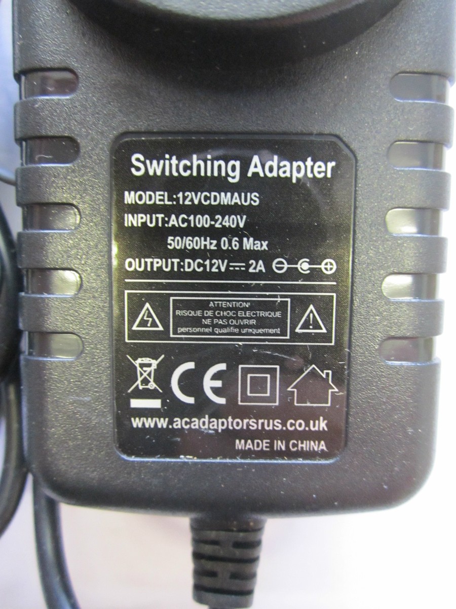 Alimentatore Switching YTYS 12V 2A AC-DC - Polarità Centro Negativo - 5.5mm X 2.1/2.5mm