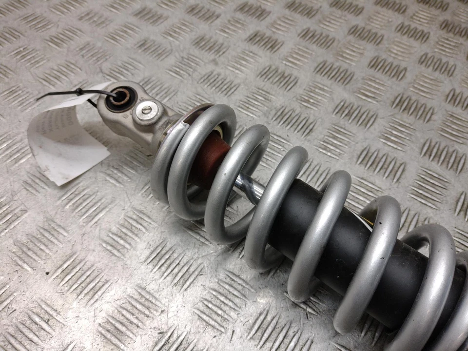 Amortiguador trasero Yamaha XSR 900 R 2020 ABS MTM 850 Foto 3 de 4