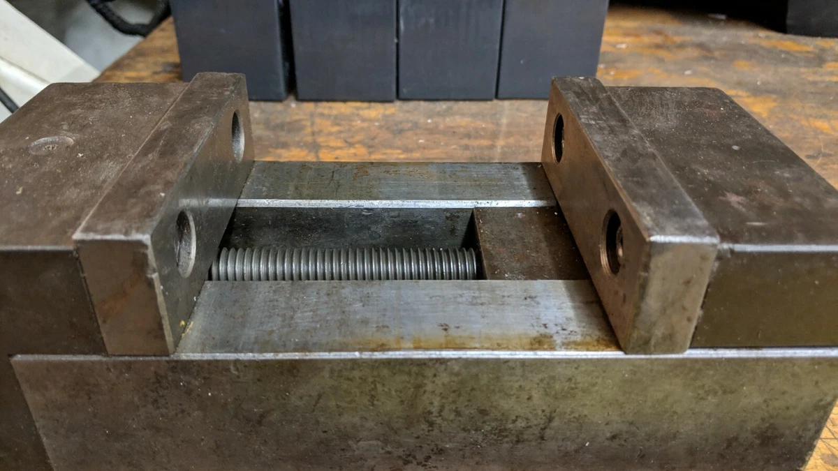 8 Used Milling Machine Vise, 58 OFF