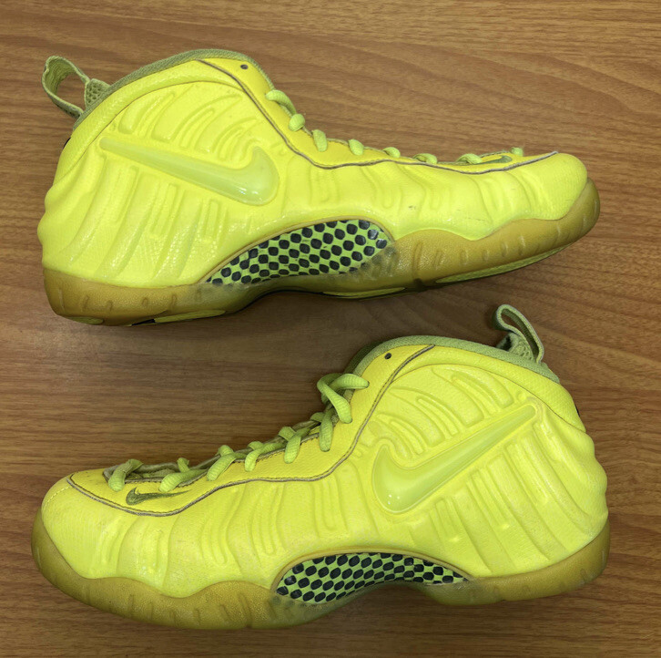 Nike Air Foamposite Pro Volt 2014 Neon Size 10 Sneakers 
