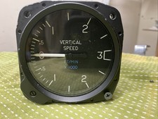 UNITED INSTRUMENTS VSI - VERTICAL SPEED INDICATOR P/N: C661035-0101, 7030