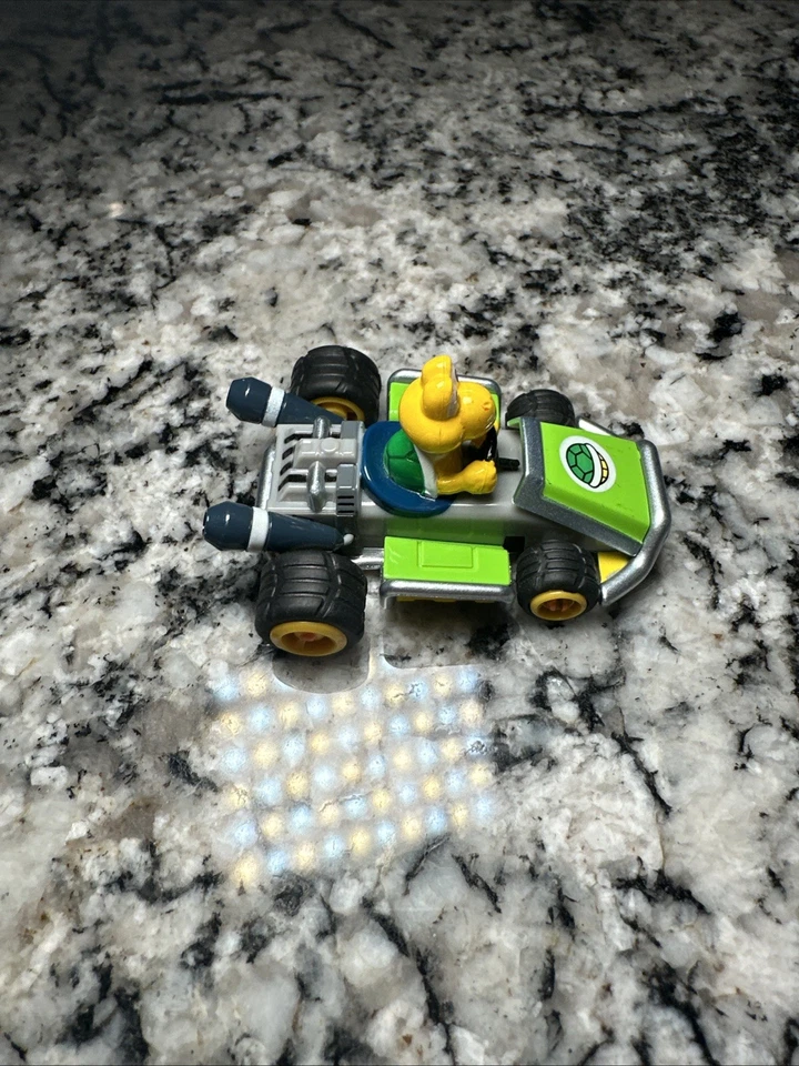 Carrera Pull And Speed -3” Mario Kart - KOOPA TROOPA - YOSHI - Mario Foto 3 de 4