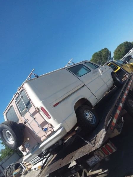 Compresor de aire acondicionado colgante fabricante York se adapta a 72-87 Mustang 26412523 Foto 4 de 4