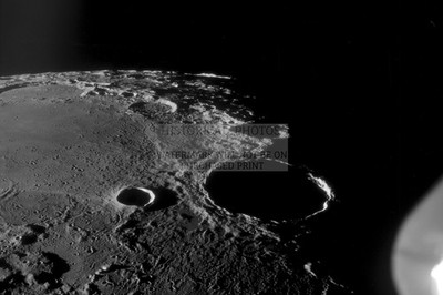 LUNAR SURFACE CRATERS IN STUNNING DETAIL APOLLO 4X6 POSTCARD PHOTO