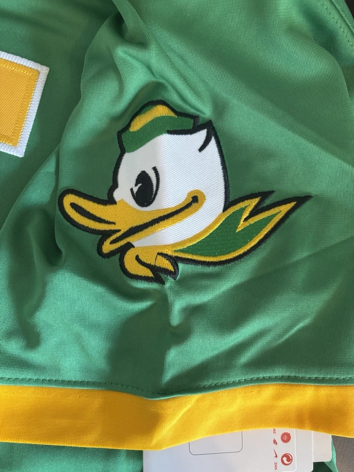 Dante Moore Oregon Ducks Jersey! Same Day Shipping! - Image 4 of 4