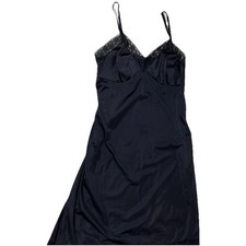Vanity Fair Full Slip Womens 36 Black Nylon Tricot Lace Trim Vintage USA