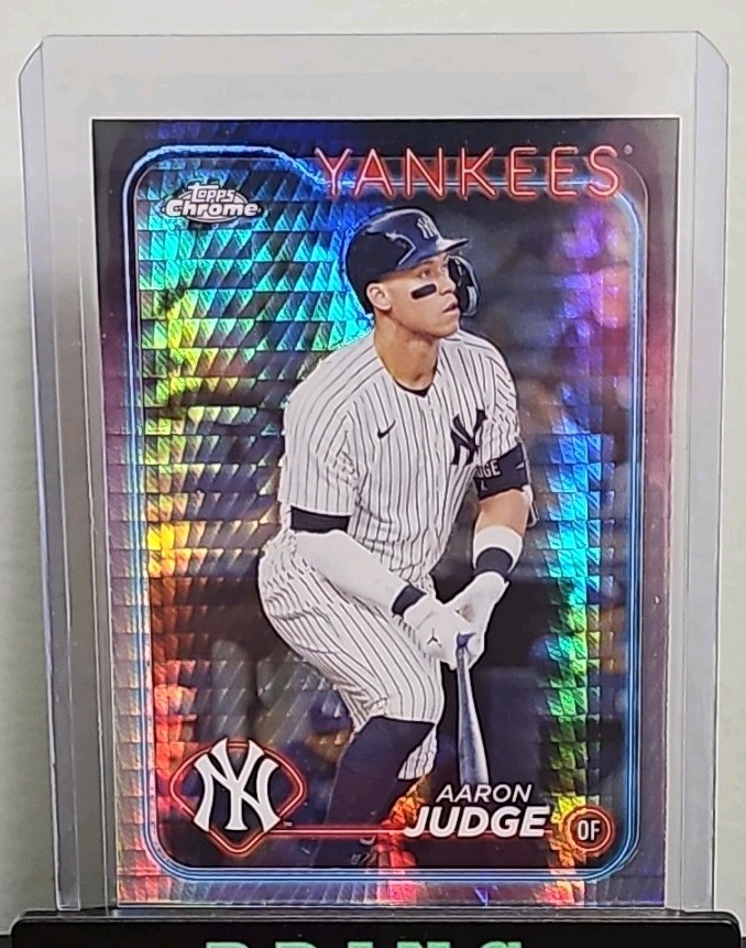 2024 Topps Chrome - Aaron Judge #50 Prism Refractor