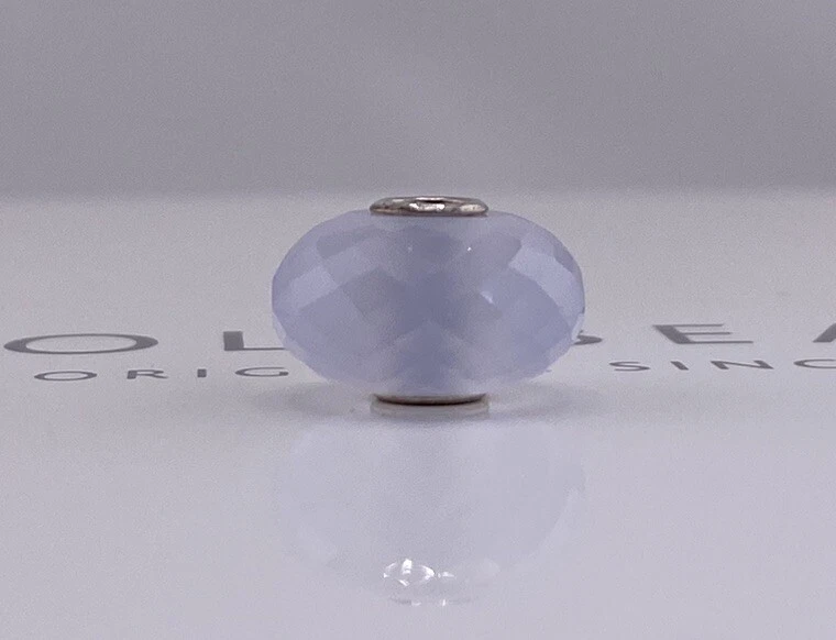 Cuenta de calcedonia facetada Trollbeads Foto 4 de 4