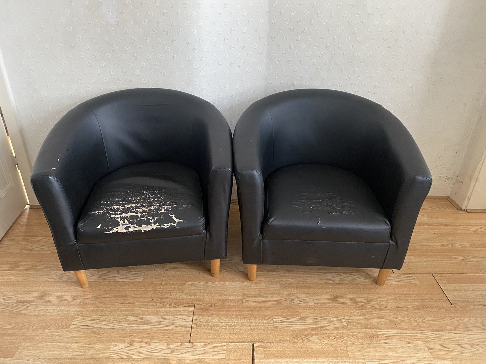 Tub Chairs x2 in Black (grey throw included) eBay