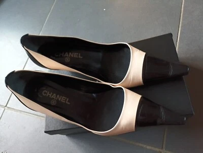 Chaussures Chanel Escarpins T 41 - Photo 1/4