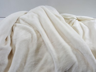 Brookstone Nap Weighted Blanket In Ivory Kitchen Dining Bar Other Kitchen Linen Textiles