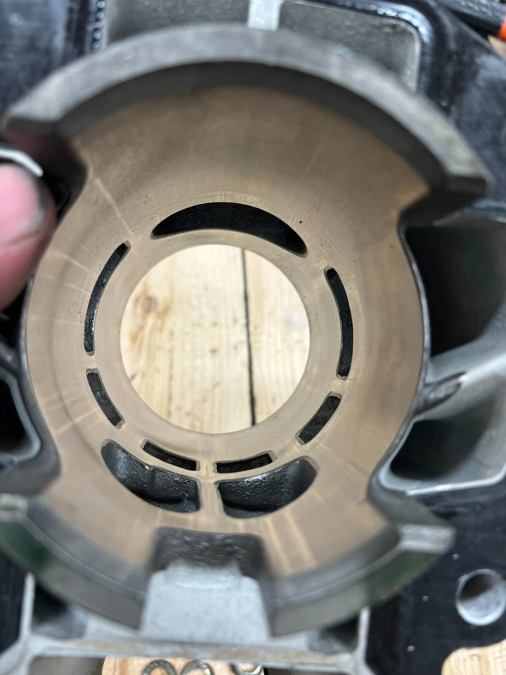 1992 WILDCAT 700 圆筒式真空吸尘器 3003-756 RW6211 — 第 4/4 张图片