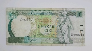 1994 Bank Centrali Ta' Malta 10 Maltese Lira Banknote P 47c No. C64. 082945