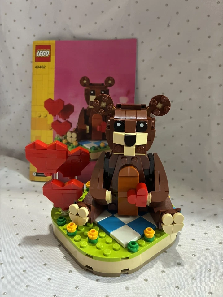 LEGO 40462 Valentine's Brown Bear, photo 1 of 5